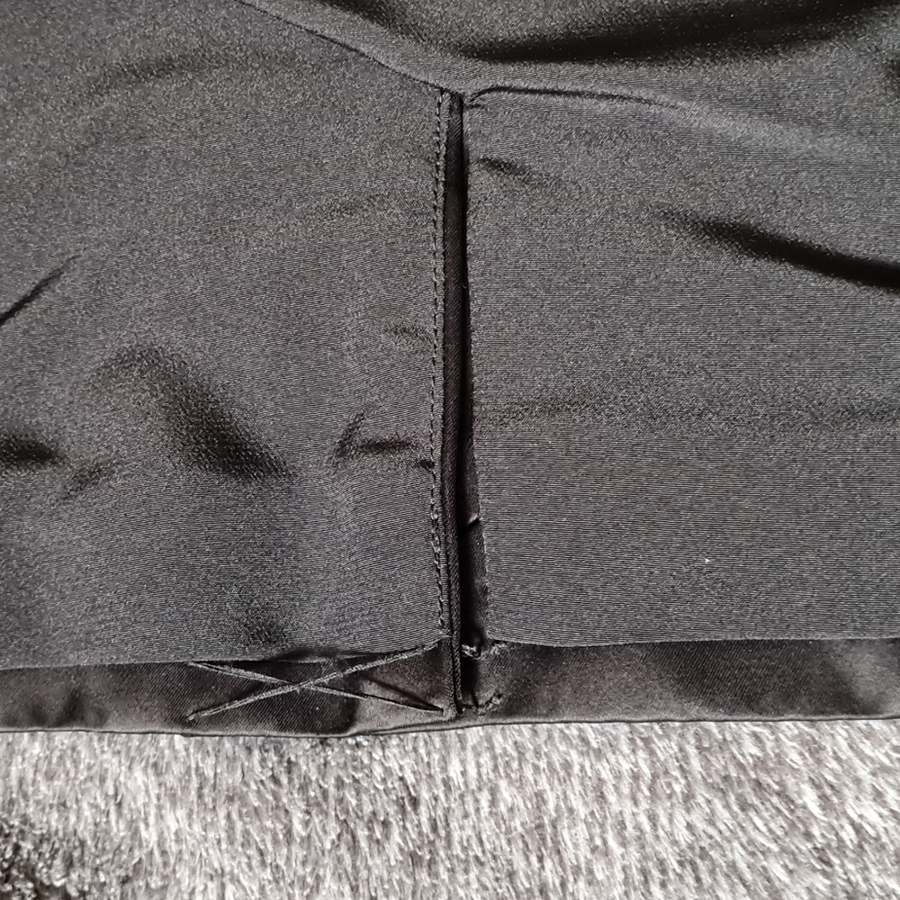 Victor by Victor Alfaro Ladies Blazer. - Picture 4 of 9